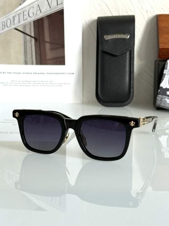 Picture of Chrome Hearts Sunglasses _SKUfw73585658fw